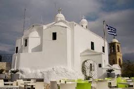 Церковь Святого Георгия Победоносца находится в столице Греции Афинах. По преданию, Георгий победил злого змея, угрожавшего жителям этой великой страны.